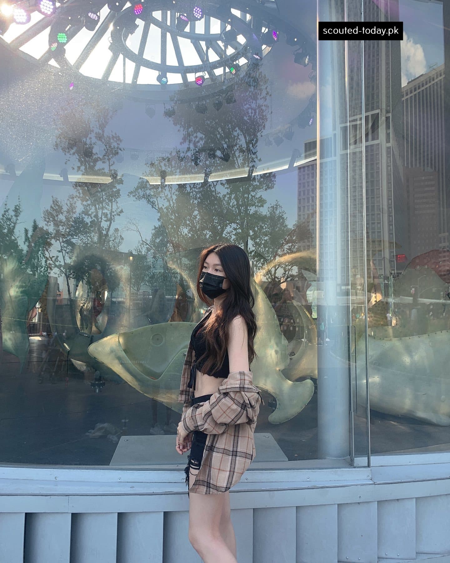 Michelle Hu - image 82