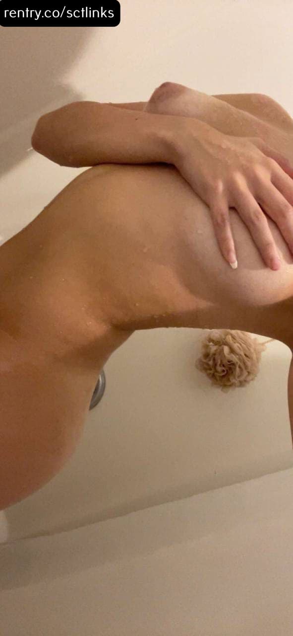 Anneliese T - Leaked - image 9