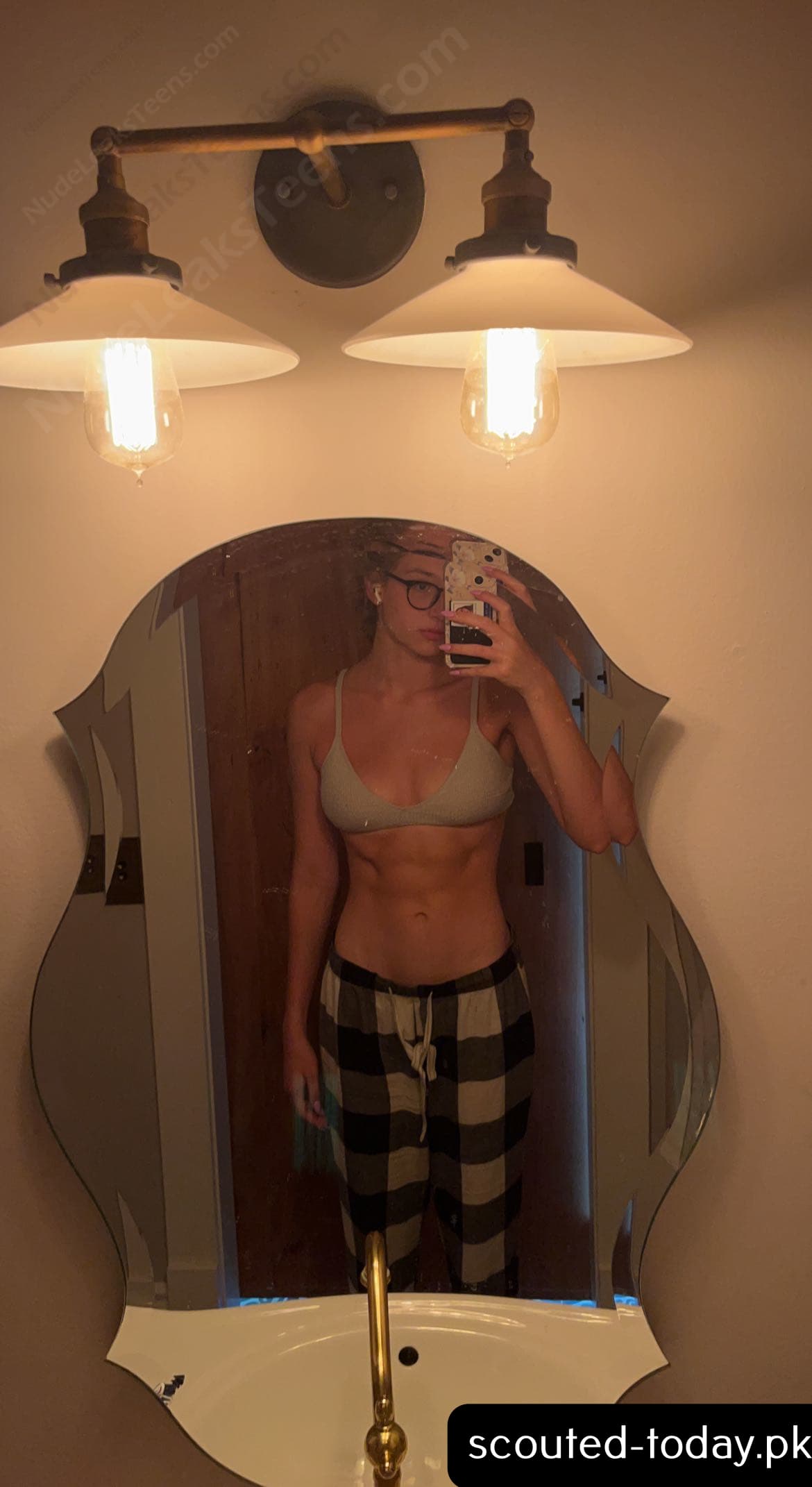 Bobbi Kurens [New York, New York - Leaked - image 42