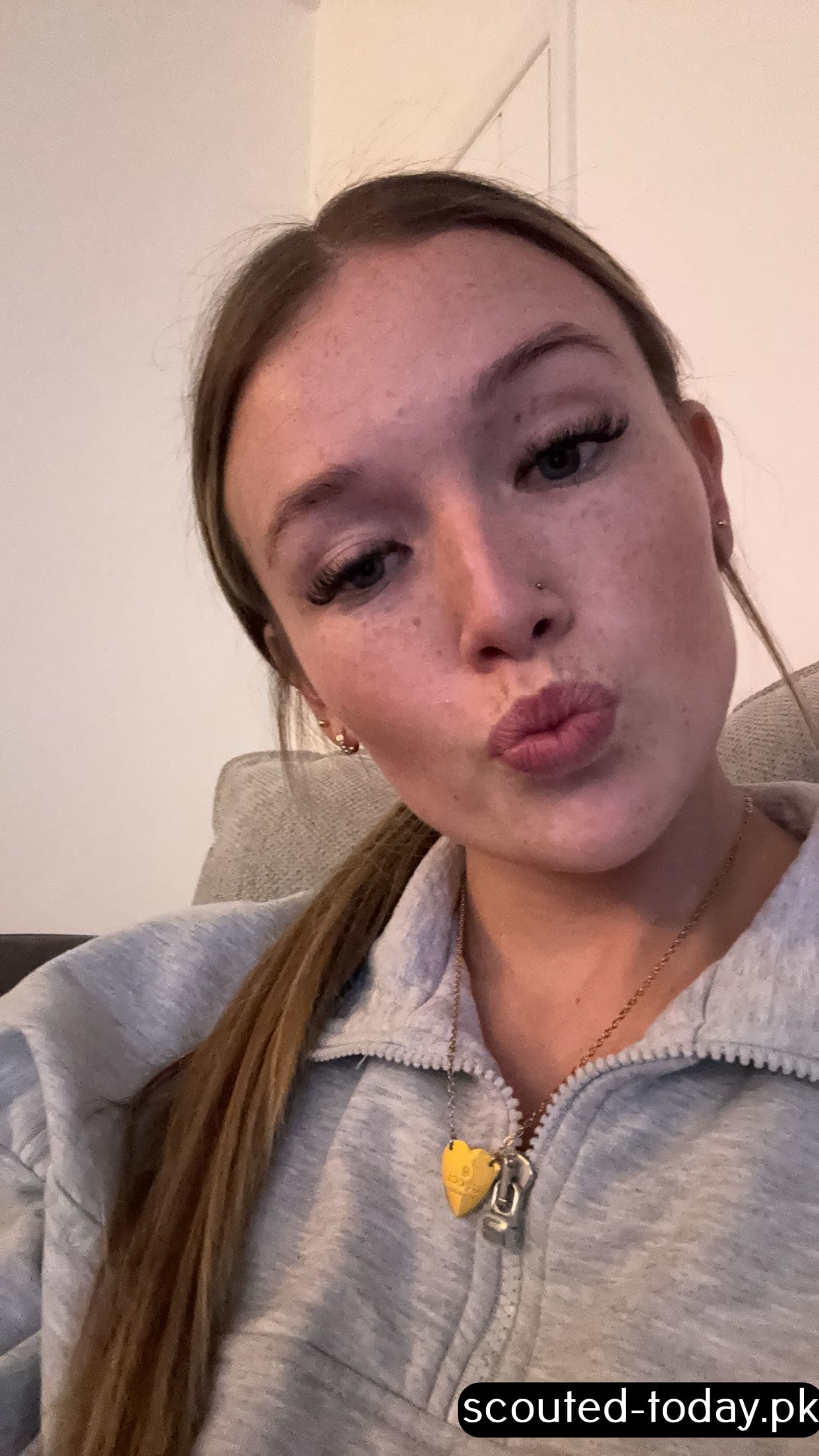 Laura Burton - Leaked - image 61