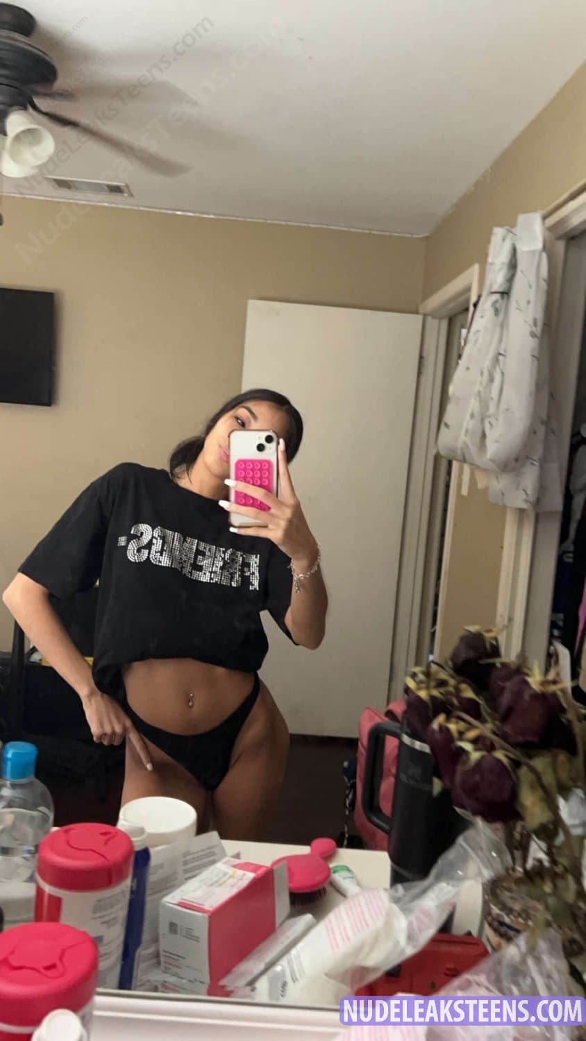 Yasmina Kim - Leaked - image 26